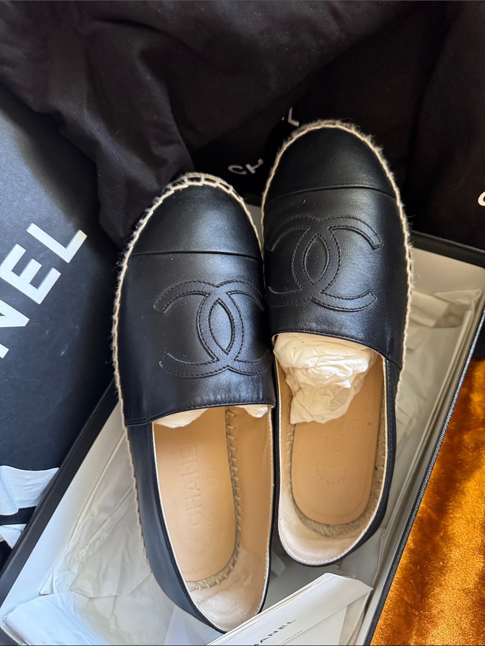 CHANEL Black Leather Espadrille Flats with Logo - Picture 6 of 8